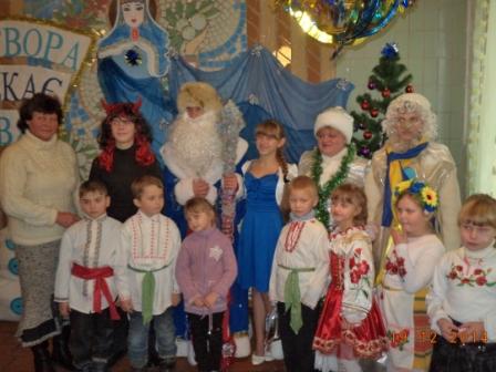 Новорічні свята в Товстянській сільській бібліотеці